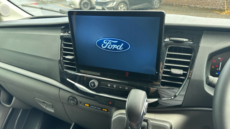 Ford Transit Minibus Transit 460 L4 Minibus Diesel Rwd 2.0 EcoBlue 165ps H3 17 Seater Trend Auto [Nav]